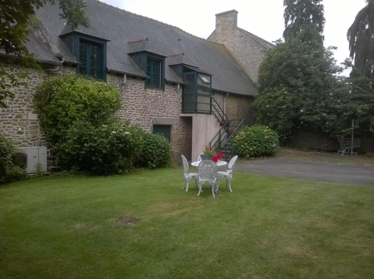 Le Chêne Pichard Quévert Exterior foto