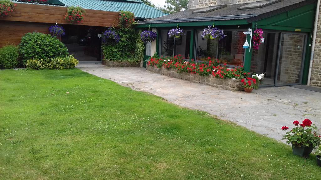 Le Chêne Pichard Quévert Exterior foto